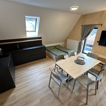 Penzion A Restaurace Pod Sjezdovkou Cenkovice Luaran gambar